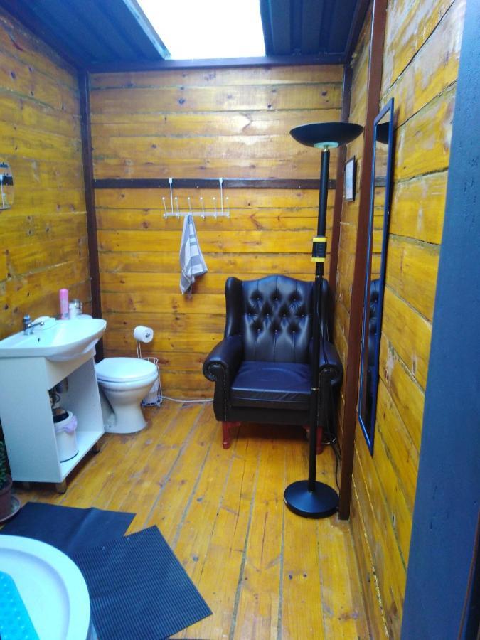 Xenia Bed & Breakfast Windhoek Ngoại thất bức ảnh