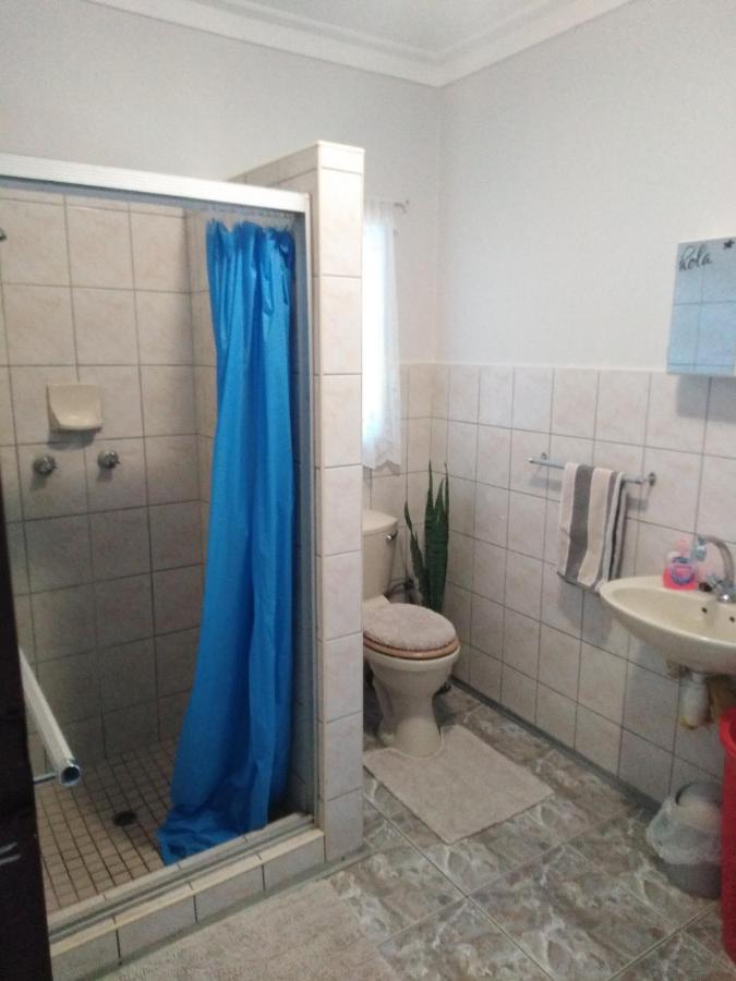 Xenia Bed & Breakfast Windhoek Ngoại thất bức ảnh