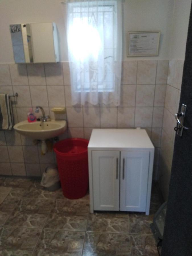 Xenia Bed & Breakfast Windhoek Ngoại thất bức ảnh